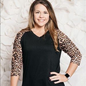 Gorgeous black with cheetah print shirt